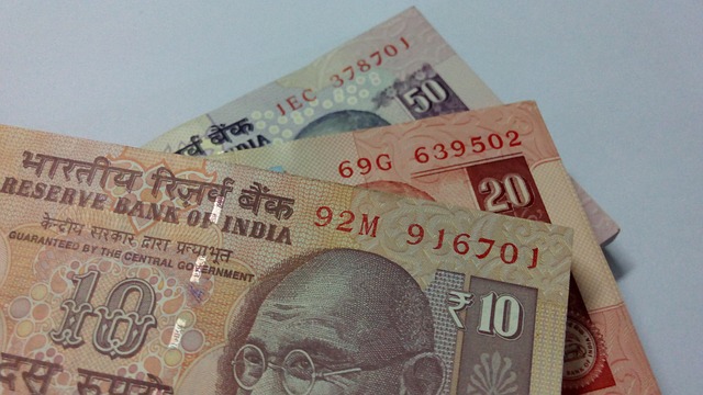 indické bankovky